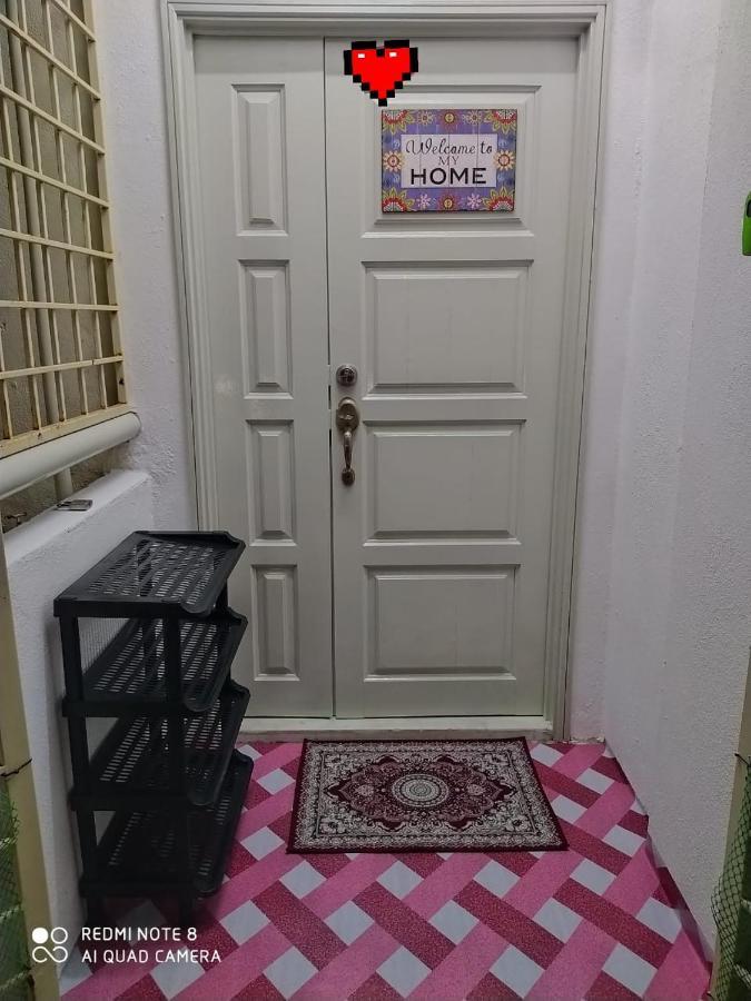 Pd Laguna Homestay Red Порт-Диксон Экстерьер фото
