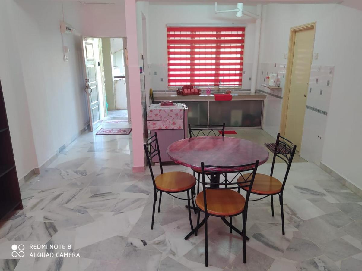 Pd Laguna Homestay Red Порт-Диксон Экстерьер фото